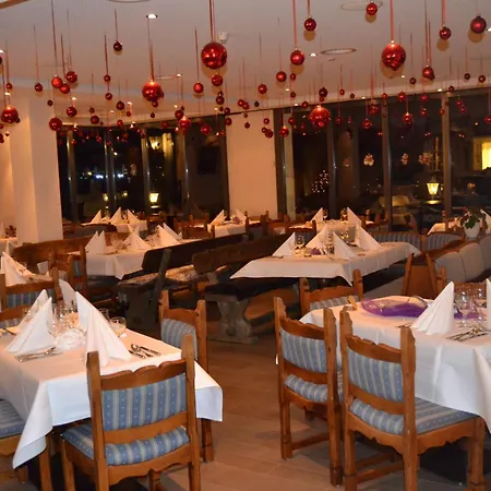 Bobhaus Guest house 3*