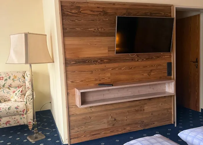 ゲストハウス Bobhaus 3*